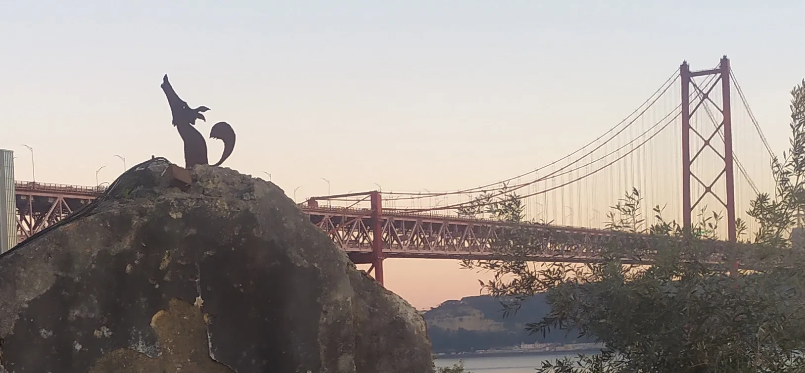 Miradouro de Santo Amaro Installation